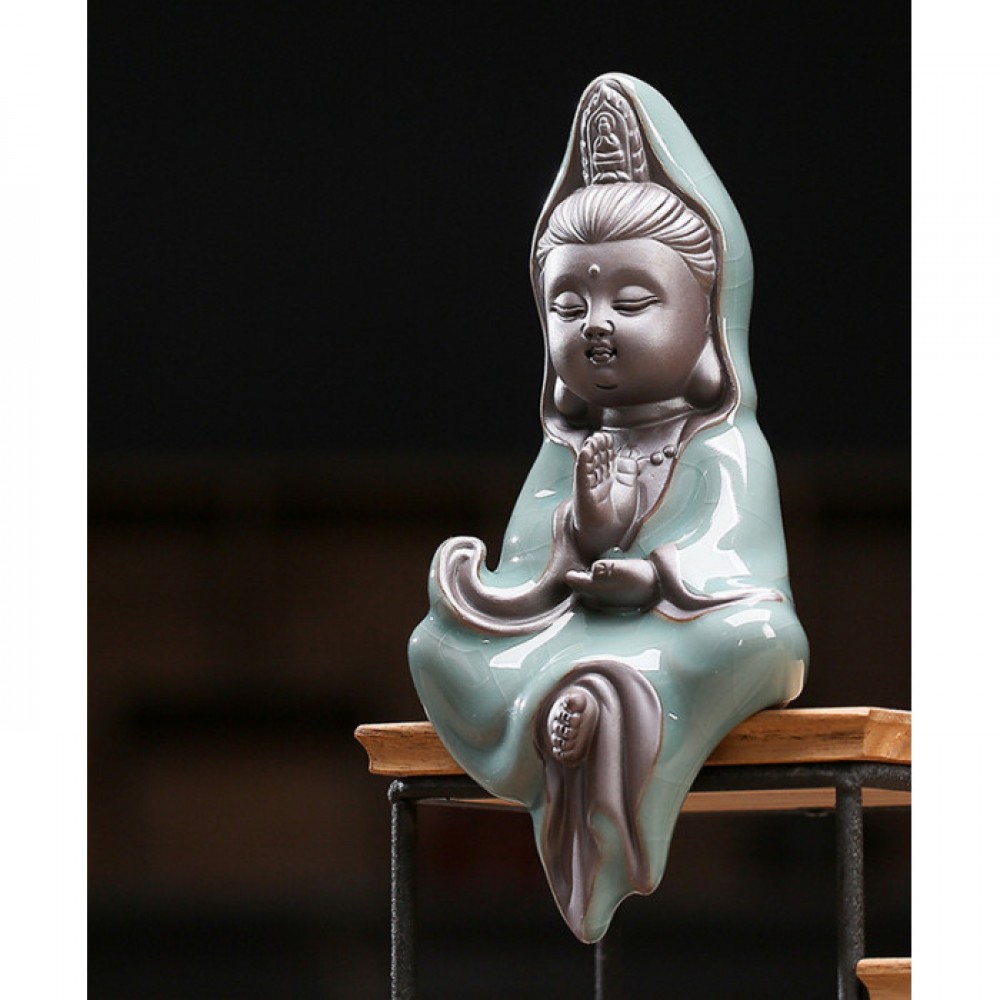 Статуэтка керамическая "Маленькая Гуань Инь на краю" 17.5 см